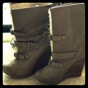 Betsy Johnson boots